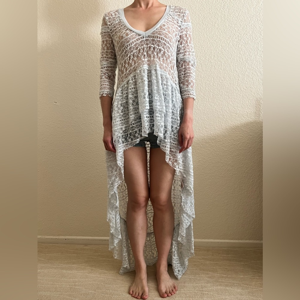 NWOT Free People light blue hi-lo lace top Sz XS